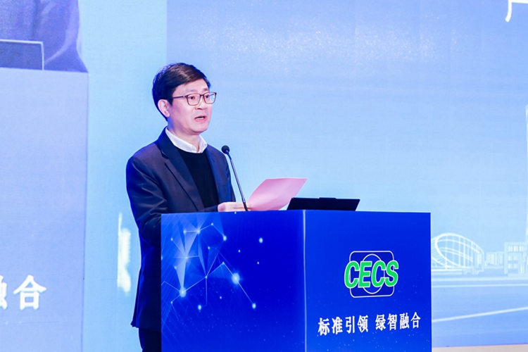 刘智成.jpg 刘智成.jpg